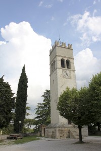 Chiesa Castello Roganzuolo 04    